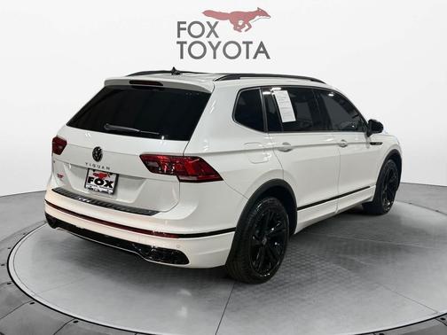 Opal White Pearl 2024 Volkswagen Tiguan 2.0T SE R-Line Black