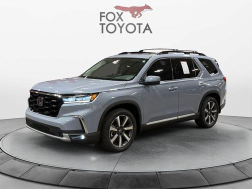 Sonic Gray Pearl 2024 Honda Pilot Touring 8-Passenger