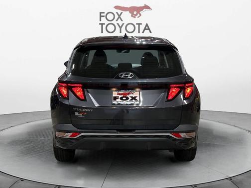 2023 Hyundai TUCSON SE