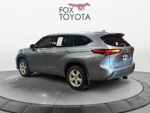 2021 Toyota Highlander LE
