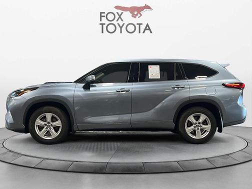 2021 Toyota Highlander LE