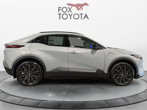 Cement 2026 Toyota C-HR XSE