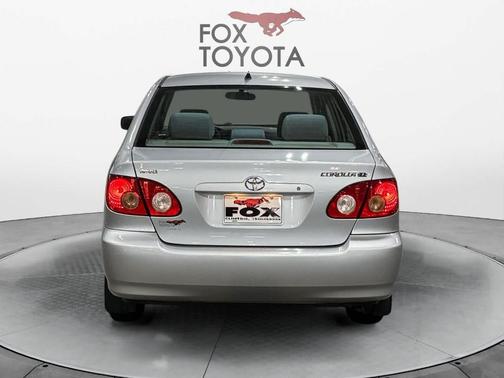 2005 Toyota Corolla LE