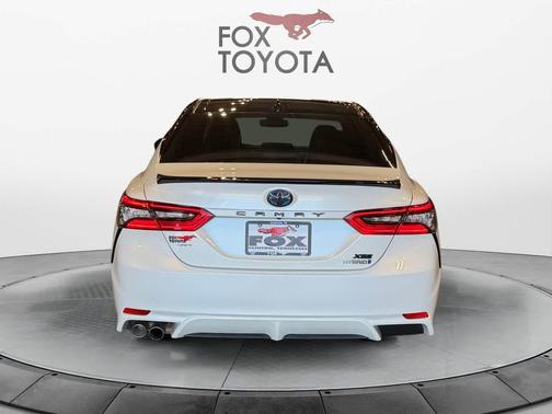 Wind Chill Pearl/Midnight Black Metallic 2023 Toyota Camry XSE