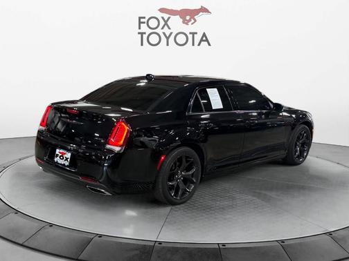 2021 Chrysler 300 S