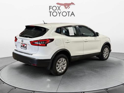 Glacier White 2020 Nissan Rogue Sport S