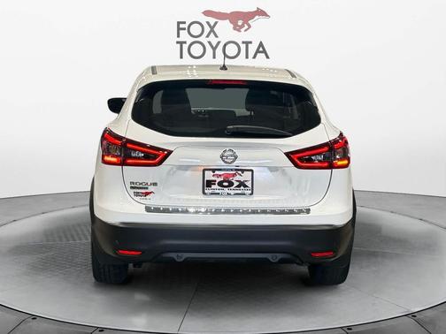 Glacier White 2020 Nissan Rogue Sport S