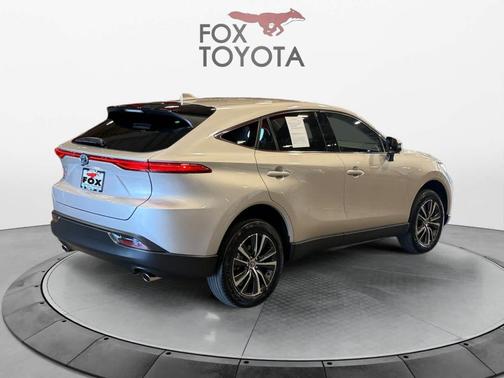 2024 Toyota Venza LE