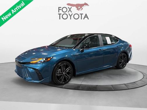Ocean Gem/Midnight Black Metallic 2025 Toyota Camry XSE