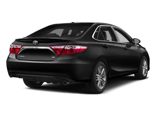 Midnight Black Metallic 2017 Toyota Camry XSE