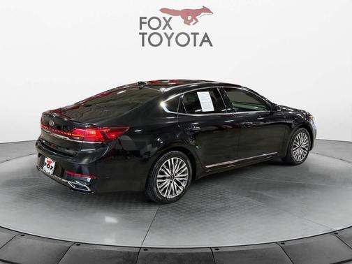 2020 Kia Cadenza Technology
