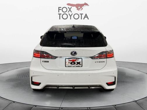 Ultra White w/Black Roof 2015 Lexus CT 200h Hybrid