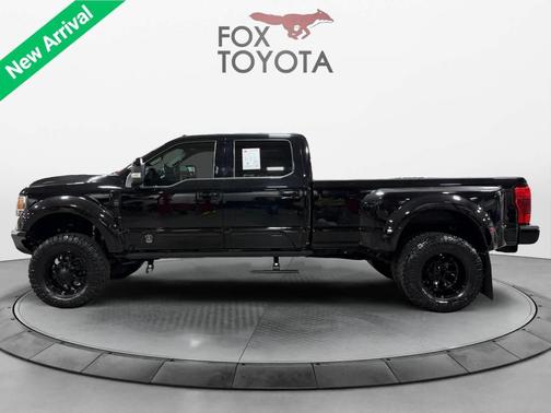 2022 Ford F-350 Lariat