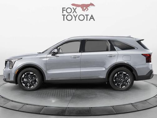 Wolf Gray 2025 Kia Sorento S