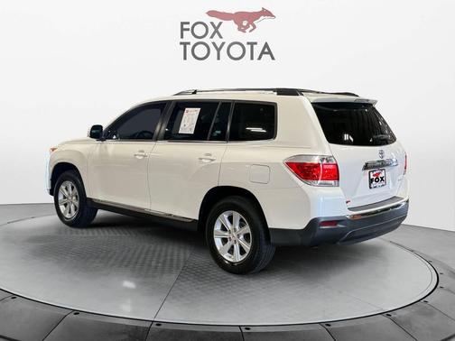 2012 Toyota Highlander SE