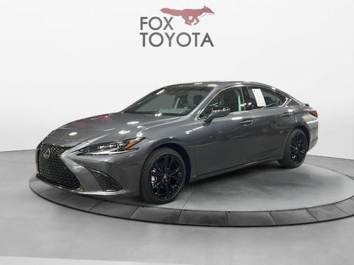 2025 Lexus ES 300h Base