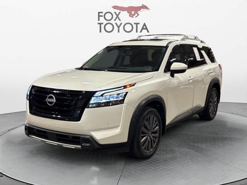 2024 Nissan Pathfinder SL FWD
