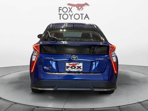 2018 Toyota Prius Four Touring