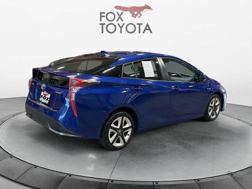 2018 Toyota Prius Four Touring