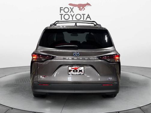 2023 Toyota Sienna XLE 7 Passenger