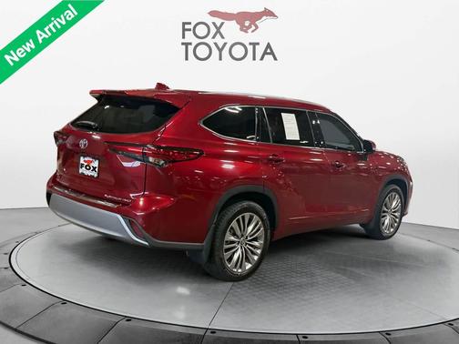 Ruby Flare Pearl 2021 Toyota Highlander Platinum