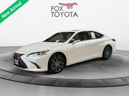 Eminent White Pearl 2025 Lexus ES 350 Base