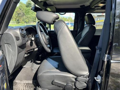 2016 Jeep Wrangler Sahara
