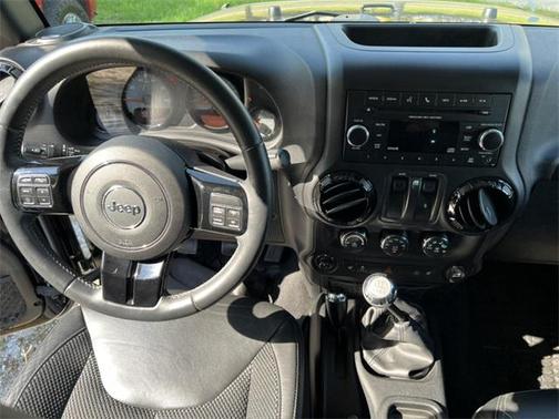 2016 Jeep Wrangler Sahara