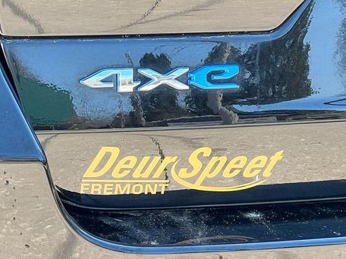 Diamond Black Crystal Pearlcoat 2022 Jeep Grand Cherokee 4xe Base