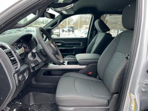 2026 RAM 2500 Big Horn Crew Cab 4x4 6'4' Box