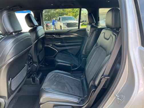 Silver Zynith 2022 Jeep Grand Cherokee L Altitude