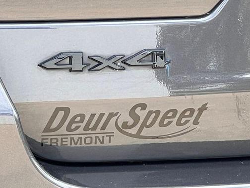 Baltic Gray Metallic Clearcoat 2024 Jeep Grand Cherokee Altitude