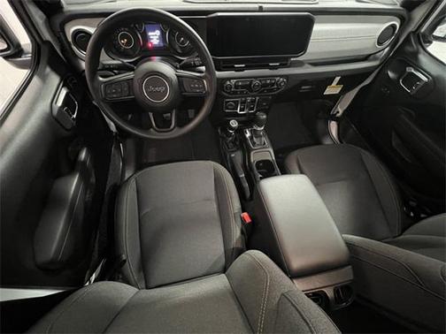 2025 Jeep Gladiator Nighthawk