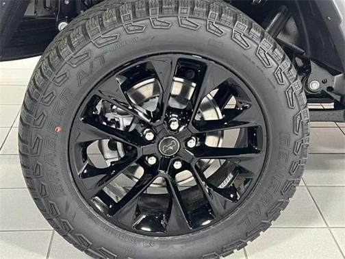 2025 Jeep Gladiator Nighthawk