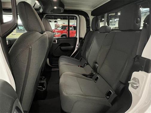 2025 Jeep Gladiator Nighthawk