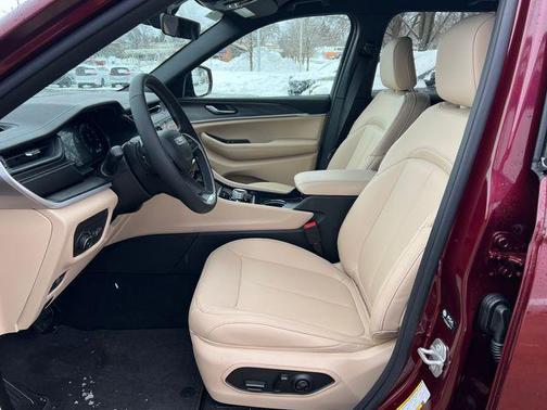 Velvet Red Pearlcoat 2026 Jeep Grand Cherokee Limited