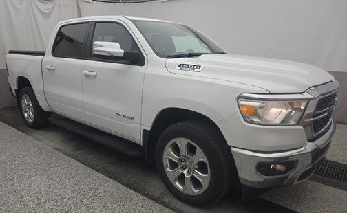 Bright White Clearcoat 2022 RAM 1500 Big Horn/Lone Star