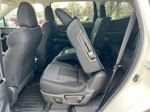 2023 Subaru Ascent Premium 8-Passenger