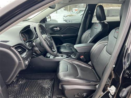 2022 Jeep Cherokee Trailhawk Elite