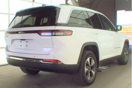 Bright White Clearcoat 2022 Jeep Grand Cherokee 4xe Base