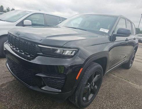 2022 Jeep Grand Cherokee Altitude