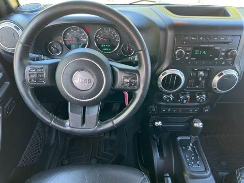 Tank Clearcoat 2015 Jeep Wrangler Unlimited Sahara