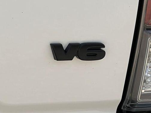 Ice Cap 2023 Toyota Tacoma TRD Sport