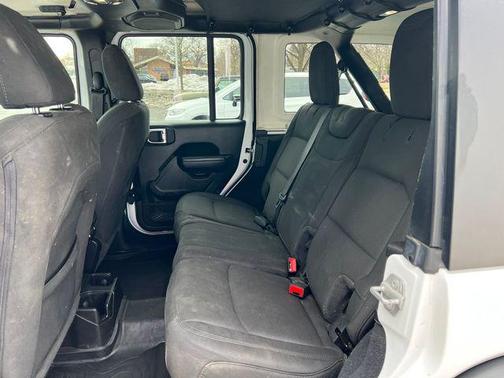 2022 Jeep Wrangler Willys