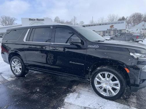 2021 Chevrolet Suburban High Country