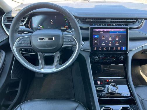 2022 Jeep Grand Cherokee 4xe Base