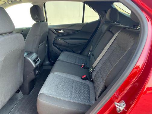 Radiant Red Tintcoat 2024 Chevrolet Equinox 1LT