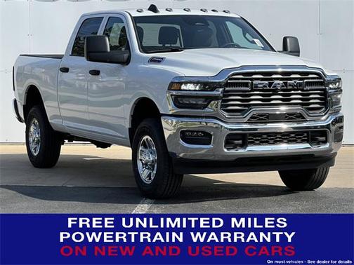 2025 RAM 2500 Tradesman Crew Cab 4x4 6'4' Box