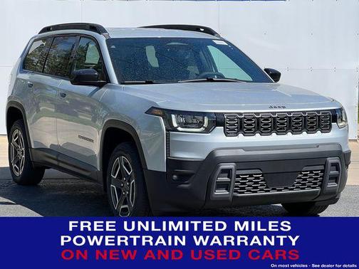 Silver Zynith Clearcoat 2026 Jeep Cherokee Laredo