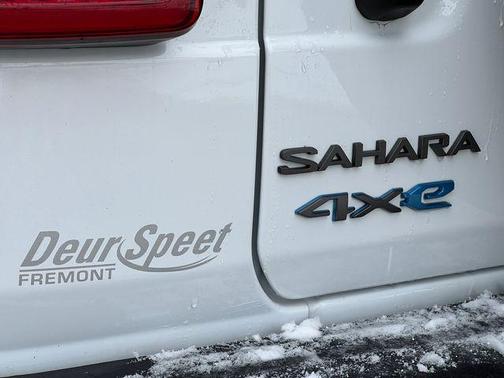 2025 Jeep Wrangler 4xe Sahara